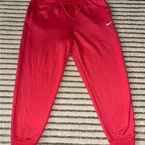 Nike Therma-Fit Joggers - Hot Pink